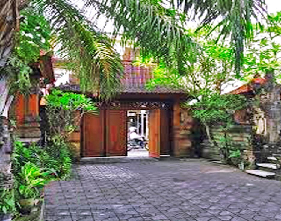 Nakula Familiar Inn Denpasar Exterior foto