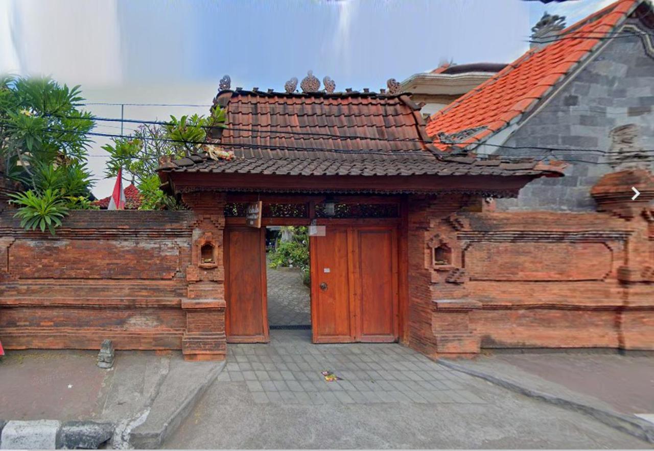 Nakula Familiar Inn Denpasar Exterior foto