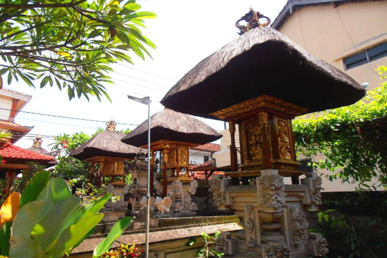 Nakula Familiar Inn Denpasar Exterior foto