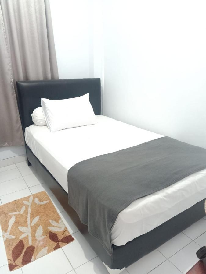 Nakula Familiar Inn Denpasar Exterior foto