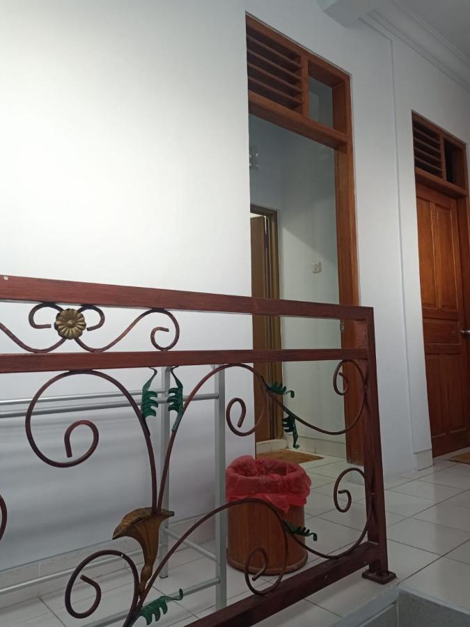 Nakula Familiar Inn Denpasar Exterior foto